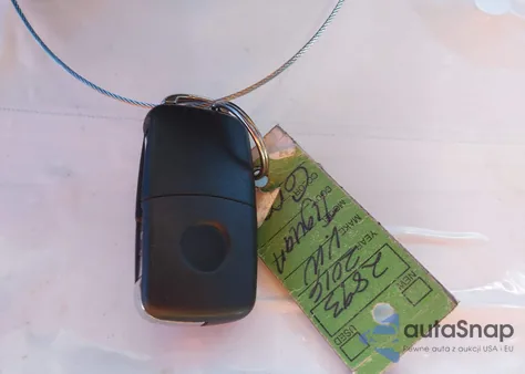 2016 Volkswagen Tiguan S z USA, uszkodzony, nr VIN WVGAV7AX1GW602936